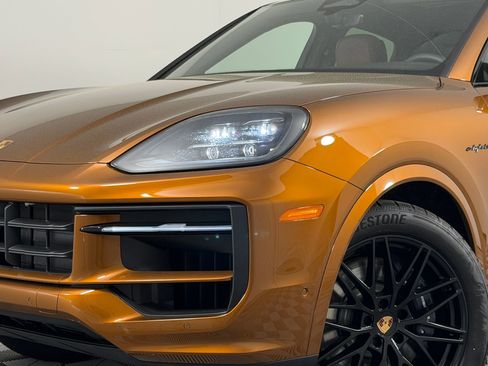 New 2026 Porsche Cayenne E-Hybrid image 11
