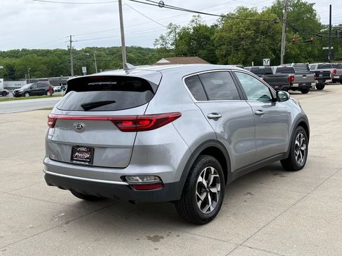 Used 2021 Kia Sportage LX AWD/4WD image 15