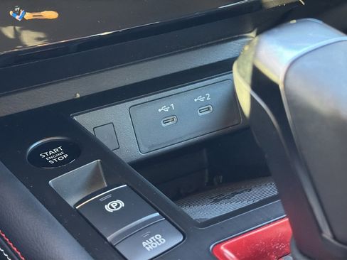 Certified 2025 Nissan Kicks SR image 27