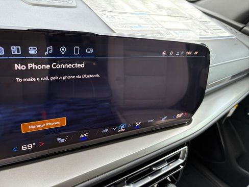 New 2025 Chevrolet Traverse LT w/ Enhanced Driving Package image 20