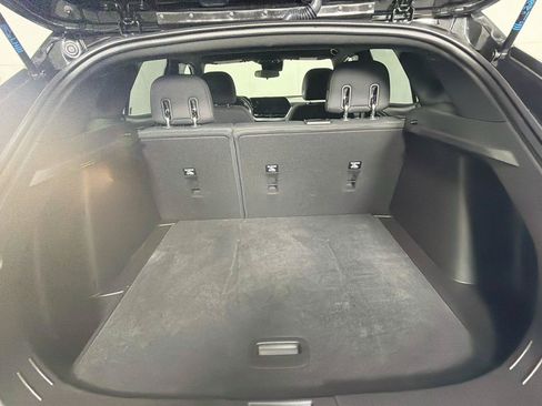 Used 2025 Chevrolet Trax RS w/ Driver Confidence Package FWD image 27