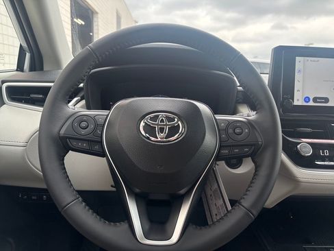 New 2026 Toyota Corolla Cross LE image 19