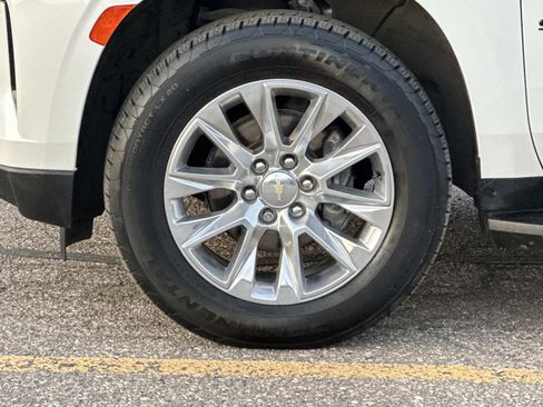 Certified 2022 Chevrolet Suburban Premier image 10