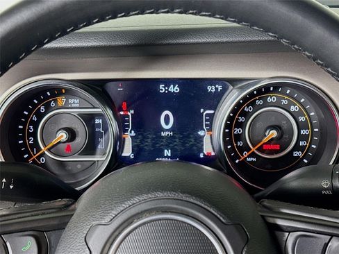 Used 2020 Jeep Wrangler Sport AWD/4WD image 14