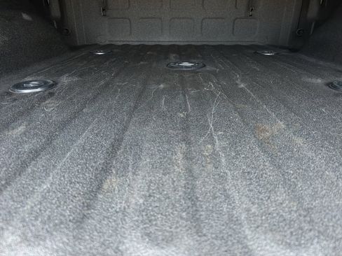 Used 2024 RAM 2500 Tradesman w/ Chrome Appearance Group image 9