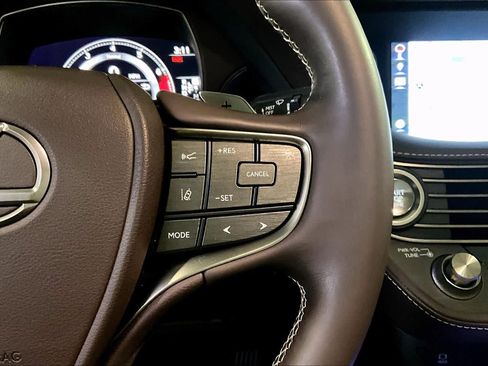 Used 2020 Lexus LS 500 AWD w/ Accessory Package (Z2) image 24