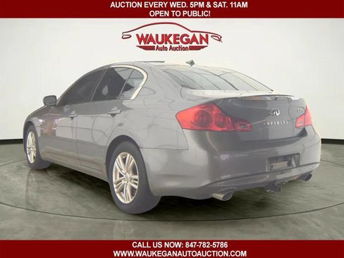 Used 2011 INFINITI G25 x w/ Moonroof Pkg image 5