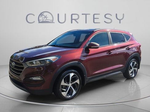 Used 2016 Hyundai Tucson Sport FWD image 1