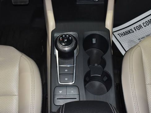 Used 2020 Ford Escape SEL image 21