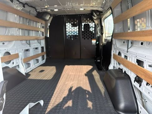 Used 2025 Ford Transit 250 Low Roof w/ Exterior Upgrade Package RWD image 7