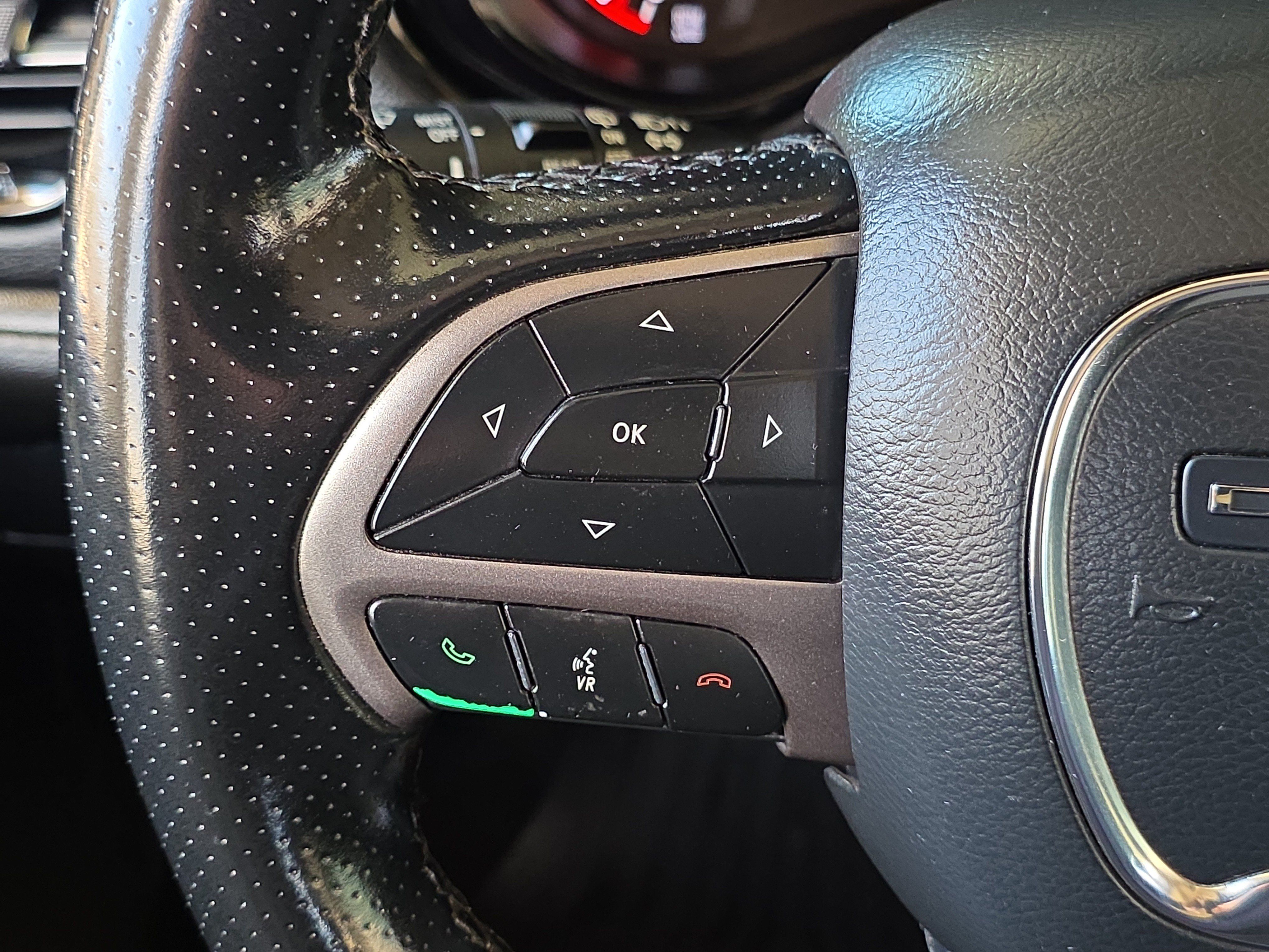 Used 2022 Dodge Durango SXT RWD image 14