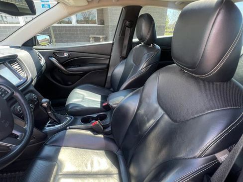 Used 2016 Dodge Dart Limited w/ Technology Group image 13