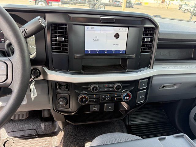 New 2027 Ford F250 XL w/ XL Chrome Package RWD image 18