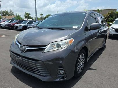Used 2019 Toyota Sienna XLE