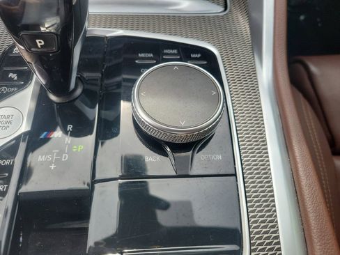 Used 2020 BMW X6 M50i image 24