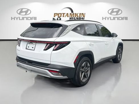 Used 2025 Hyundai Tucson SEL FWD image 5