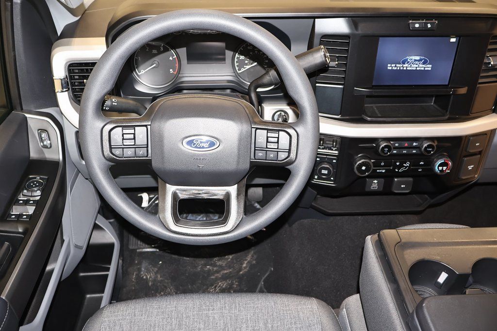 New 2026 Ford F350 XL w/ STX Appearance Package AWD/4WD image 15