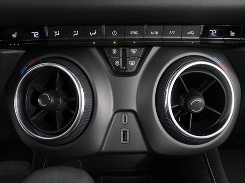 Used 2023 Chevrolet Blazer LT w/ Convenience Package image 6