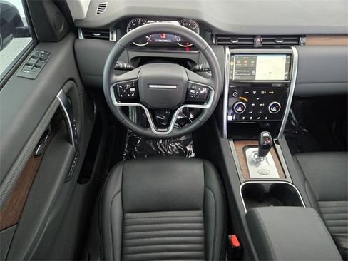 Certified 2023 Land Rover Discovery Sport SE image 12