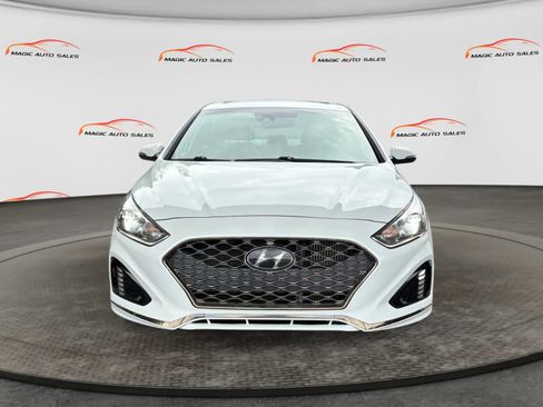 Used 2018 Hyundai Sonata Limited w/ Cargo Package FWD image 3