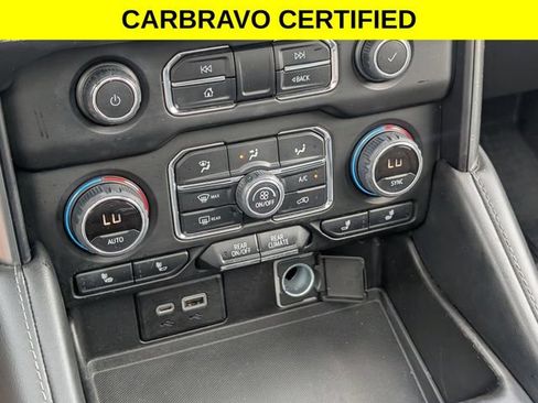 Used 2021 Chevrolet Suburban LT AWD/4WD image 22