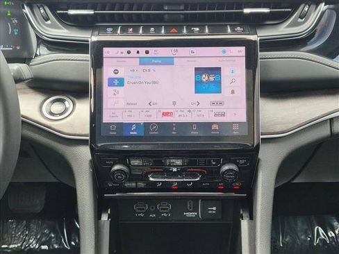 Used 2022 Jeep Grand Cherokee Limited 4xe AWD/4WD image 15