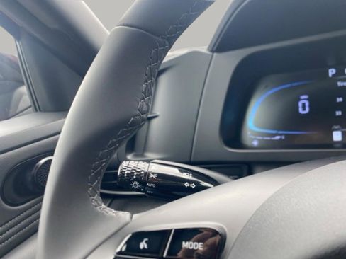 New 2025 Hyundai Elantra Sport image 10