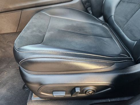 Used 2025 Jeep Grand Cherokee L Altitude image 20