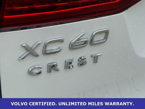 Certified 2023 Volvo XC60 B5 Plus w/ Climate Package AWD/4WD image 10
