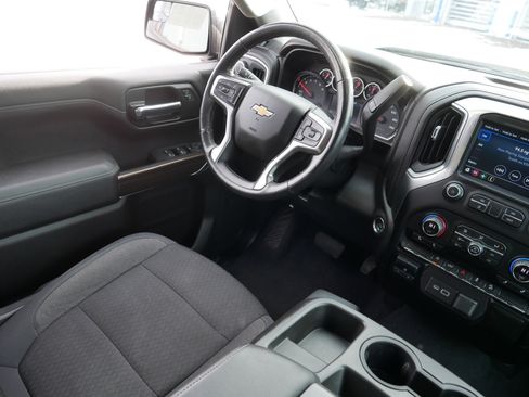 Used 2020 Chevrolet Silverado 1500 LT w/ All-Star Edition image 9