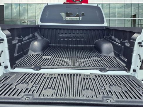 New 2026 Nissan Frontier SV w/ All-Weather Content Package image 11