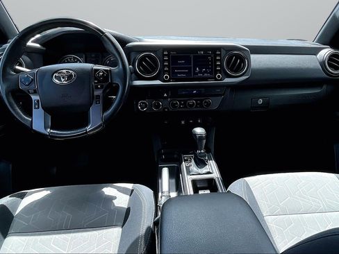 Used 2022 Toyota Tacoma TRD Sport AWD/4WD image 14