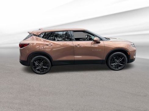 Used 2023 Chevrolet Blazer LT FWD image 10