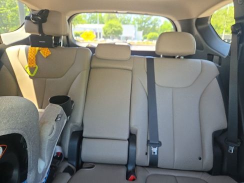 Used 2023 Hyundai Santa Fe SEL w/ Premium Package FWD image 18