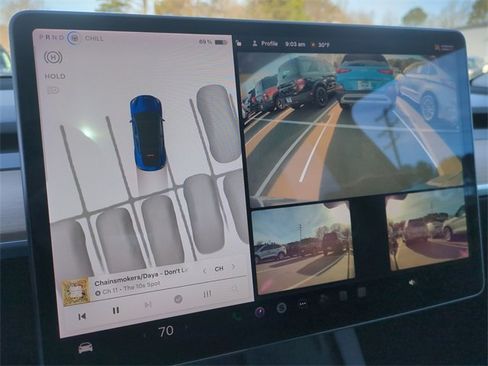 Used 2022 Tesla Model Y Long Range image 26