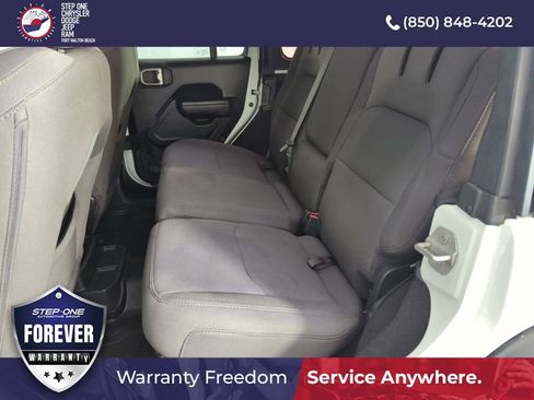 Used 2023 Jeep Wrangler Unlimited w/ Cold Weather Group AWD/4WD image 27