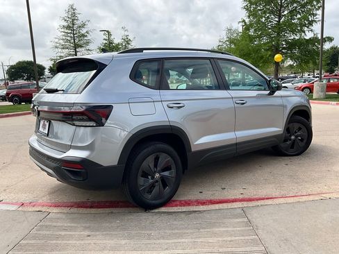 Used 2025 Volkswagen Taos S image 6