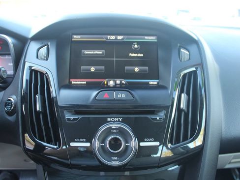 Used 2014 Ford Focus Electric Hatchback FWD image 24