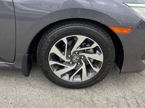 Used 2017 Honda Civic EX image 22