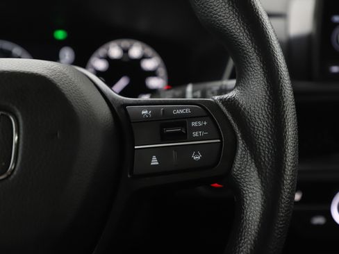 Used 2024 Honda CR-V EX image 26