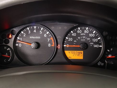 Used 2021 Nissan Frontier SV image 4