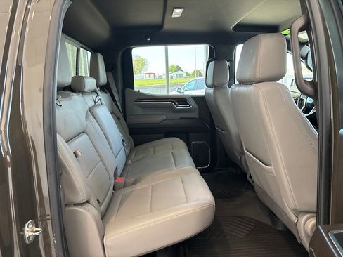 Used 2023 Chevrolet Silverado 1500 LT AWD/4WD image 20