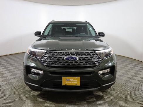 Certified 2024 Ford Explorer XLT w/ Equipment Group 202A AWD/4WD image 3