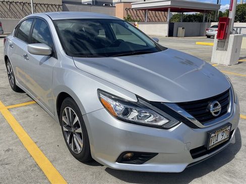 Used 2017 Nissan Altima 2.5 SV FWD image 4