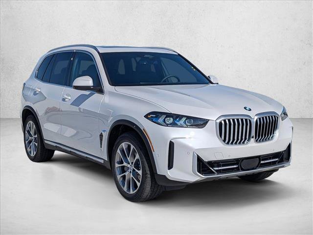 Used 2026 BMW X5 xDrive40i w/ Parking Assistance Package AWD/4WD image 7