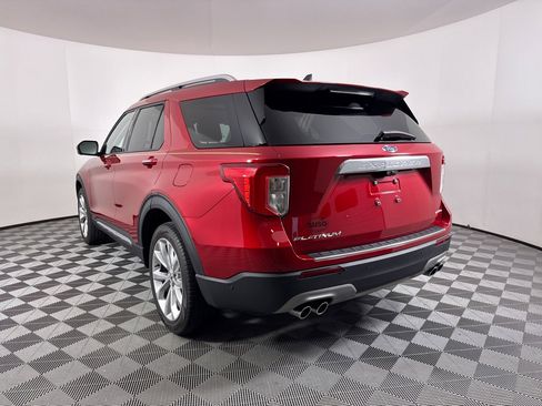 Used 2023 Ford Explorer Platinum w/ Technology Package image 18