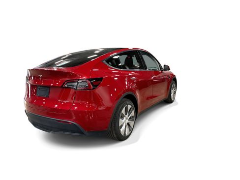Certified 2023 Tesla Model Y AWD image 6