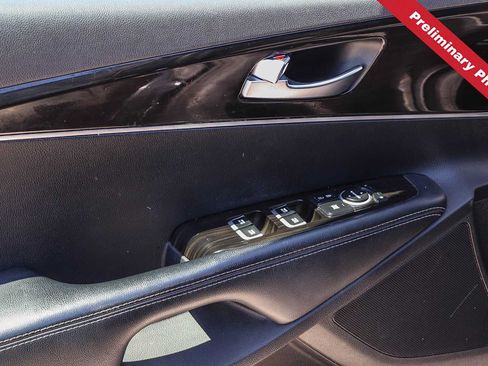 Used 2019 Kia Sorento FWD image 17