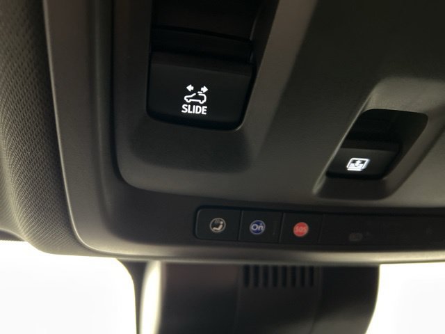 Used 2024 Chevrolet Suburban RST w/ Luxury Package AWD/4WD image 13