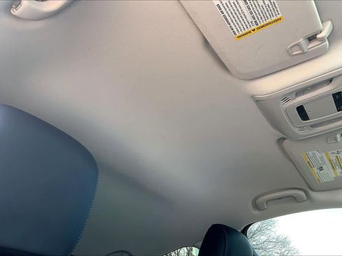 Used 2024 Buick Envision Preferred image 14